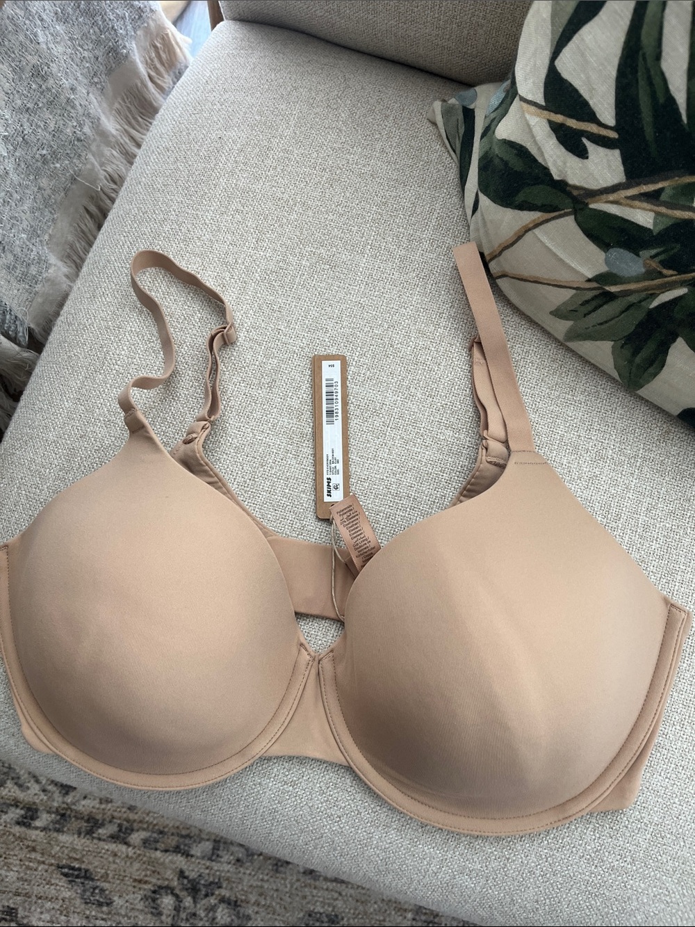 Skims Fits Everybody T-Shirt Bra - color Clay- size 38D - NWT